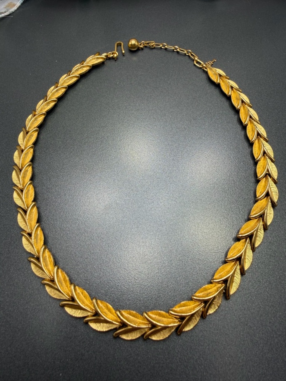 Vintage Trifari Gold Leaves Necklace